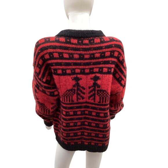 VTG Passport Of Pier 1 Imports Women’s Sweater Size S Wool Red And Black Buttons - Picture 3 of 4